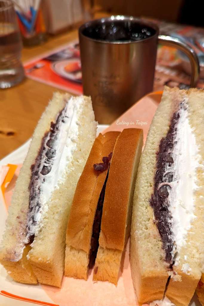 Komeda business lunch red bean sandwich 2