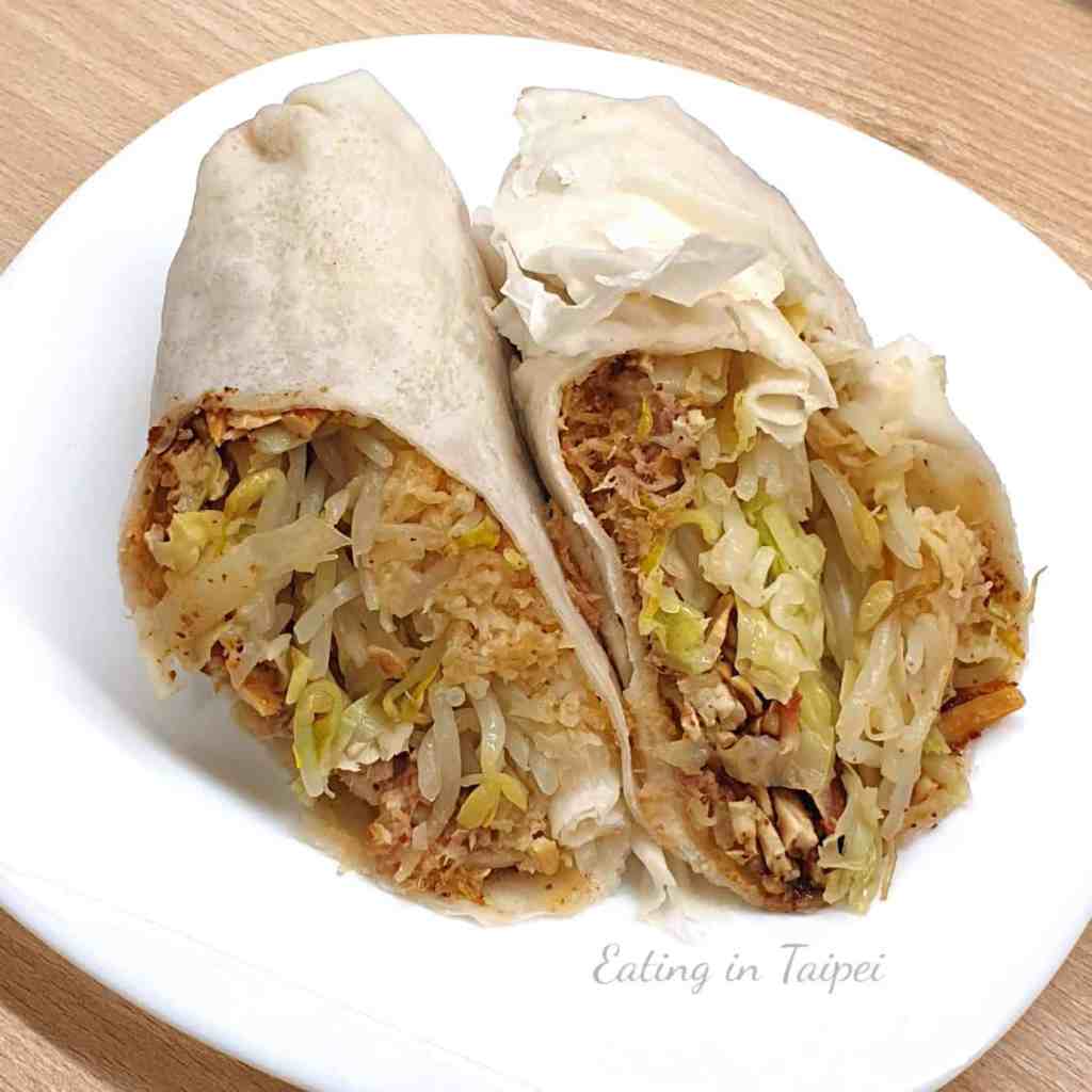 Spring rolls for tomb sweeping festival